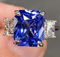 Magnifique bague de fiançailles de luxe à trois pierres en saphir bleu Ceylan naturel impeccable, taille radiant VVS, qualité supérieure, couleur