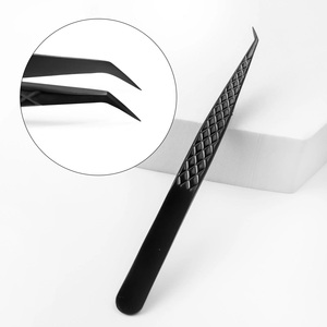 Pinzas de pestañas de alta calidad Mega Volume Mastery para una mejora impresionante Pinzas de pestañas de Gray Rocks - Product Image 1