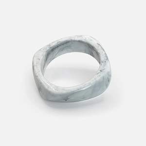 new arrival cream color Resin <b>Napkin</b> <b>Ring</b> for Dining Table Decor Latest marble <b>napkin</b> <b>rings</b> for sale from India - Product Image 5