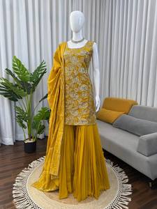 Kurta/Kurti indien pour femmes en soie Gmy lourde, travail de fil complexe, travail de séquence, travail de perles, doublure intérieure et supérieure douce en microfibre - Product Image 6