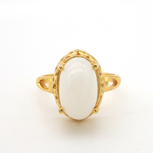 Anillo informal de moda de 18 quilates chapado en oro Natural Rainbow Moonstone Designer Everyday para mujer Corte ovalado Latón chapado en oro de 18 quilates - Product Image 1