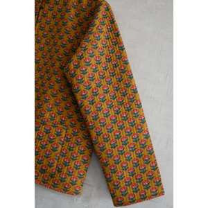 Veste matelassée réversible artisanale pour femme en coton tissé, imprimé floral écologique, avec doublure en coton, idéale pour l'hiver - Product Image 3