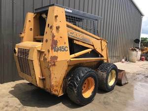 รถตักล้อยางรุ่น 1996 Case 1845C: ทรงพลัง เชื่อถือได้ และสร้างขึ้นเพื่อประสิทธิภาพสูงสุด - Product Image 2