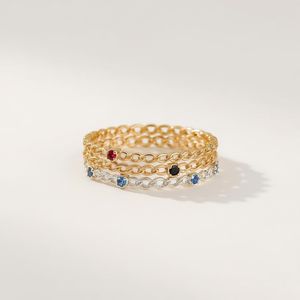 Bague chaîne en or massif 18 carats avec trio de pierres précieuses | Bijoux fins pour femme | Fabricant thaïlandais éthique - Product Image 2