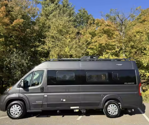 Autocaravanas Winneebagoos Travatoos 59KL USADAS, 2018-2021 2022, para Camping - Product Image 5