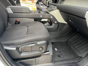 BEST SELLING 2022 La-nd Ro-ver De-fen-der 110 S Full-Time 4WD AUTOMATIC TRANSMISSION - Product Image 5