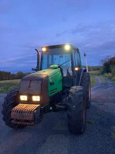 Tractor de Pedales Valtra 6400, 16 HP, Sonido Mecánico Agradable, Frenos, Caja de Cambios, Rodamiento, Bomba para Motor, 3 Años de Garantía, Origen Francia - Product Image 2