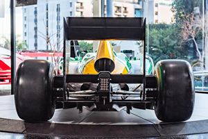Gran Oferta, Negocio Impecable: Caterham CT03 2013, Listo para Enviar - Product Image 5