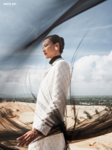 Precio al por mayor de algodón orgánico de tela de edredón con cuentas a mano chaquetas de mujer WHITEANT lujo mujer moda SUZY CHAQUETA ACOLCHADA - Product Image 3