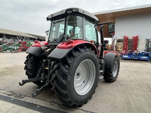 El mejor tractor barato de alto rendimiento 4WD Massey Ferguson MF 265, caballo de batalla agrícola usado y reacondicionado para agricultura pesada - Product Image 4