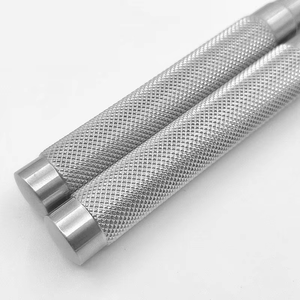 Cuchillo Óseo Quirúrgico Veterinario Manual Reutilizable de Alta Calidad y Ecológico, Osteótomos para Huesos de Caballos - Product Image 2