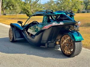Polaris Slingshot GT 2025 de Lujo, Grado Industrial, Personalizable, Opciones de Personalización OEM, 1 Año de Garantía, Origen Estadounidense - Product Image 2