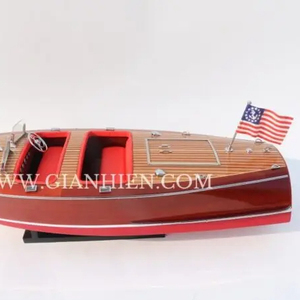 Gia Nhien Fabricant Approuvé Conception Personnalisée CHRIS CRAFT DELUXE RUNABOUT 1942 BATEAU DE VITESSE EN BOIS ARTISANAT HAUTE QUALITÉ - Product Image 1