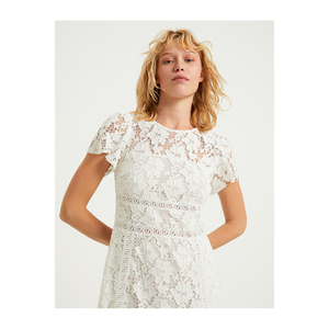 Robe mi-longue en dentelle BGN avec accessoires à rayures, robe de bal élégante S23D457 - Product Image 4