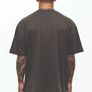 Camiseta con logotipo personalizado de calidad superior para hombre Camiseta estampada lisa de gran tamaño: 100% algodón Fabricado Excellence - Product Image 5