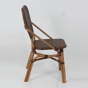 Chaise de salle à manger en rotin brun tressé à la main, minimaliste, écologique, durable, pour salon, cuisine, intérieur, extérieur, terrasse - Product Image 3