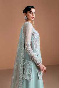 Lehenga Choli Paquistaní con Pedrería, Vestido Largo de Fiesta para Mujer con Toque Nupcial y Detalles de Bordado de Lujo - Product Image 5