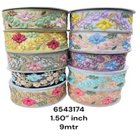 Garniture en dentelle brodée florale colorée sur mesure pour robes de couture Sarees Accents de décoration intérieure