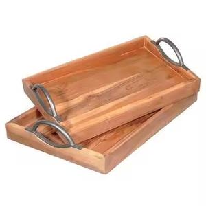 Deux plateaux de service rectangulaires en bois faits à la main, imprimés en émail - Product Image 5