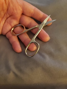 Ciseaux à ongles droits Lame en acier inoxydable pour ongles ongles d'orteils y compris étui à cuticules Ciseaux à cuticules Pakistan - Product Image 3