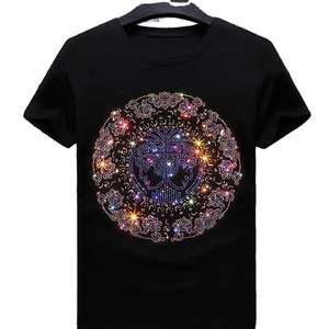 เสื้อยืดแขนสั้นทางการสำหรับผู้ชายเสื้อยืดประดับพลอยเทียมด้านหน้าแบบกำหนดเอง - Product Image 1