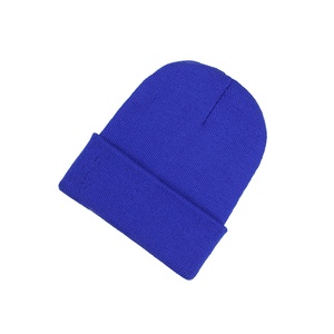 หมวกบีนนี่ถักสีพื้นหมวกฤดูหนาวอบอุ่นสีพื้นนุ่มออกแบบโลโก้ได้ตามต้องการ - Product Image 6