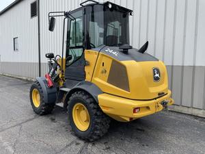 2023 Kubota กระบอกสูบไฮดรอลิกด้านหน้าเครื่องยนต์244L โหลด6ตันพิกัด500กก. ความจุของถังสภาพใหม่1ปี - Product Image 3