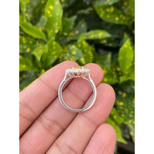 Anillo de Mujer Hecho a Mano con Piedra Preciosa Natural Citrino, Corte Ovalado, Chapado en Rodio, Plata de Ley 925, Engaste Pavé Vintage - Product Image 5