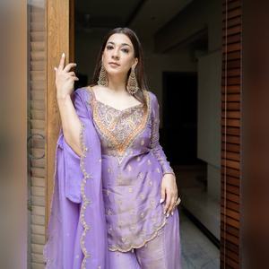 Prix de gros pour salwar kameez de style palazzo, taille M XXL, en georgette, avec broderie à l'aiguille, ensemble de 3 pièces pour les sources et les magasins de textiles - Product Image 6