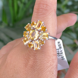 Bague Cocktail Fleur de Citrine Élégante en Argent Sterling 925 Plaqué Rhodium avec Sertissage à Griffes – Idéale pour Anniversaire, Mariage, Célébration – Meilleure Vente - Product Image 4