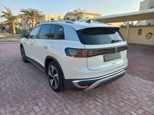 2022 para Volkswagen Crozz AWD con asientos de cuero Interior oscuro R20 Tamaño del neumático Dirección izquierda Utilizado con portaequipajes de aleación de aluminio - Product Image 6