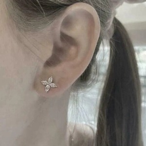 Boucles d'oreilles clous en diamant moissanite taille marquise style moderne avec plaqué or 9 carats argent 925 bijoux fins pour femmes à bas prix - Product Image 2