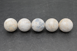 Esfera de Dendrita Blanca Natural de 5 cm, Bola de Cristal Pulida para Colección Decorativa y Exhibición - Product Image 6