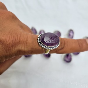 Bagues vintage en argent plaqué avec pierres d'améthyste, forme goutte d'eau, sertissage clos, bijoux unisexes tendance pour le quotidien et les cadeaux - Product Image 3