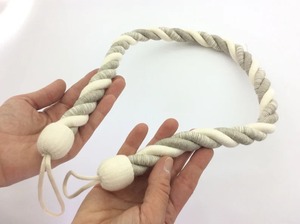 Lino y algodón. Una cuerda de amarre natural de 1 ", 31 1/2" de largo. Estilo rústico, acabado náutico y desgastado - Product Image 3