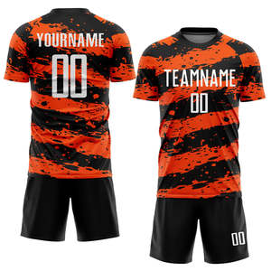 Uniformes de football disponibles en designs personnalisés tissu extensible respirant coutures solides résistance à l'humidité et finition athlétique - Product Image 4