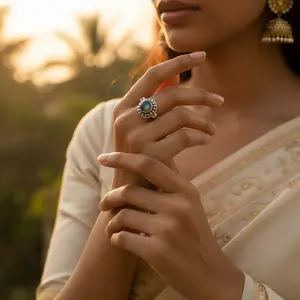 Anillo de Plata 925 con Piedra Lunar para Mujer, Joyería Elegante para Regalo - Product Image 3