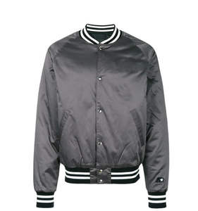 Chaquetas universitarias de poliéster satinado fino personalizadas al por mayor, bombardero recortado de estilo callejero para invierno - Product Image 4