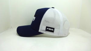 Casquette en maille personnalisée pour entreprise, avec broderie latérale, fermeture snapback, dos respirant en maille et bande intérieure sur mesure - Product Image 4