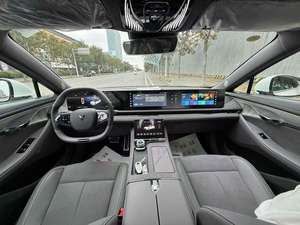 VOYAH Lantu Chasing Light 2024 PHEV 4WD Edición Ejecutiva de Ultra Largo Alcance - Product Image 3