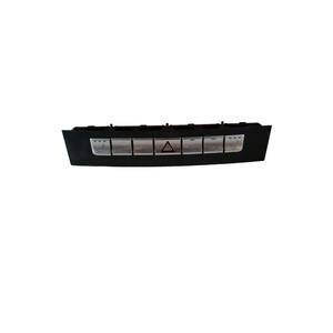 MERCEDES CLS W218 (10>17) PANNEAU DE BOUTONS CENTRAUX A2188707610 276952 - Product Image 1