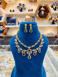 Conjunto de collar de diamantes de circón de doble capa de diseñador con pendientes conjunto de collar con acabado dorado CZ diamante para boda para mujer - Product Image 4