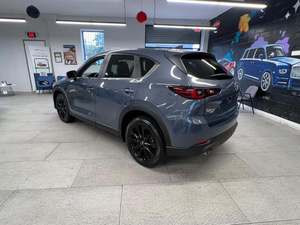 USADO, CX-5 2.5 S Edición Carbono 2024, Tracción en las Cuatro Ruedas, Volante a la Izquierda, Interior Oscuro, Asientos de Cuero, Neumáticos R18 - Product Image 5