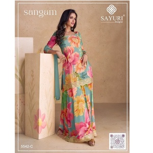 Vente à l'exportation Ensemble de costumes de palais de créateur de luxe Collection de vêtements de mariage en tissu chinnon Tenue de palais de festival à bas prix - Product Image 2