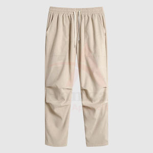 กางเกงลำลองผู้ชายผ้าลูกฟูกน้ำหนักเบา มีเชือกผูกและกระเป๋า สไตล์สตรีทแวร์ สีน้ำตาลอ่อนแบบกำหนดเอง จาก Hamza Apparels - Product Image 6