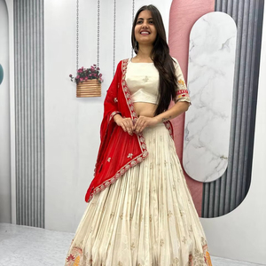 Lehenga choli ผ้าทิชชูแท้สีครีมมีลายปักสีแดงสำหรับผู้หญิงชุดปาร์ตี้ - Product Image 1