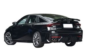 Berline compacte de luxe 2024 2.5-3.0L Turbo Semi-automatique GMD 4 places Climatisation automatique Toit ouvrant panoramique Feux de jour au xénon Euro IV - Product Image 2