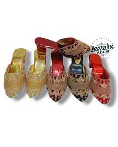 Sandalias Planas de Encaje Sexy con Cordones, Acolchadas con Perlas y Diamantes, de Cuero Genuino Hecho a Mano, de Lujo, Awais House 2025 - Product Image 2