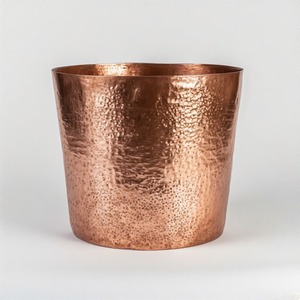 Silvercraft Pot martelé Horizon avec large ouverture pour entrée Grandeur ou minimaliste Style de table botanique - Product Image 4