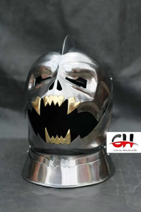 Casque démoniaque médiéval confortable portable casque en acier lourd prêt au combat. - Product Image 5